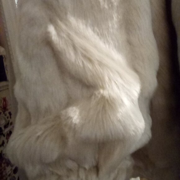 Woman Within Faux Fur Coat, sz 2x, Golden Ivory - Picture 7 of 7